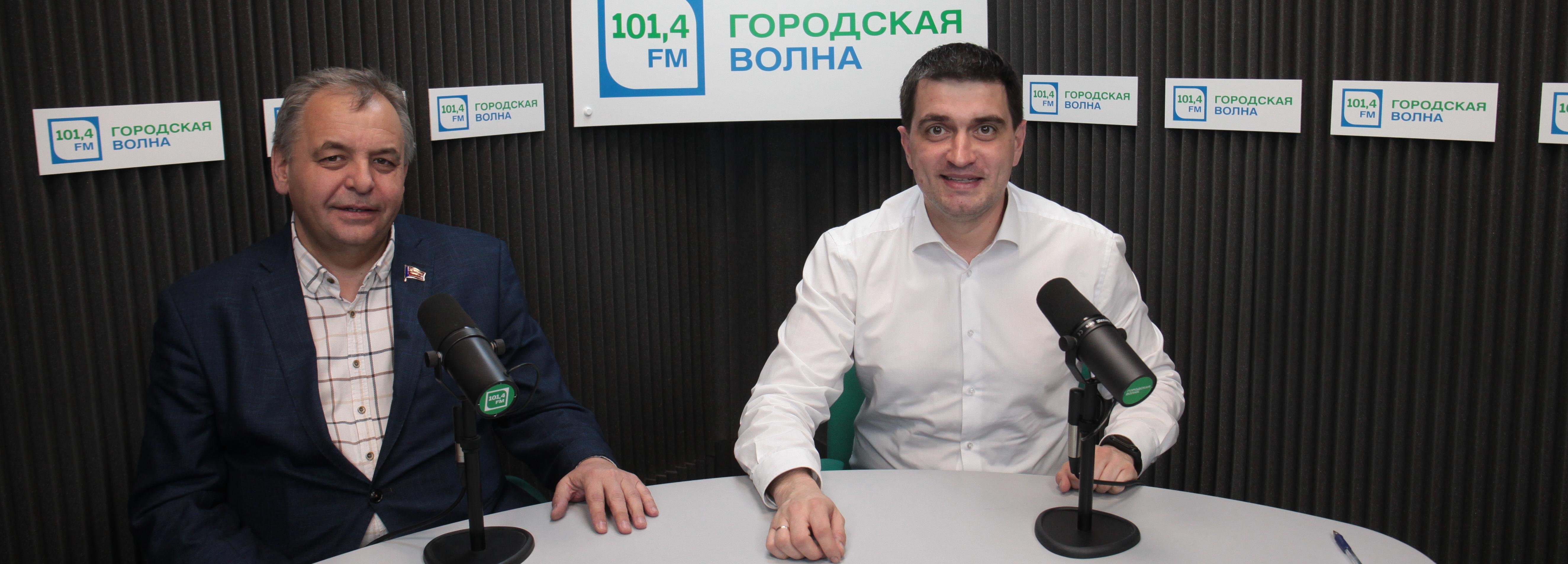 Зачислять в вузы всех отслуживших в армии предложил новосибирский депутат