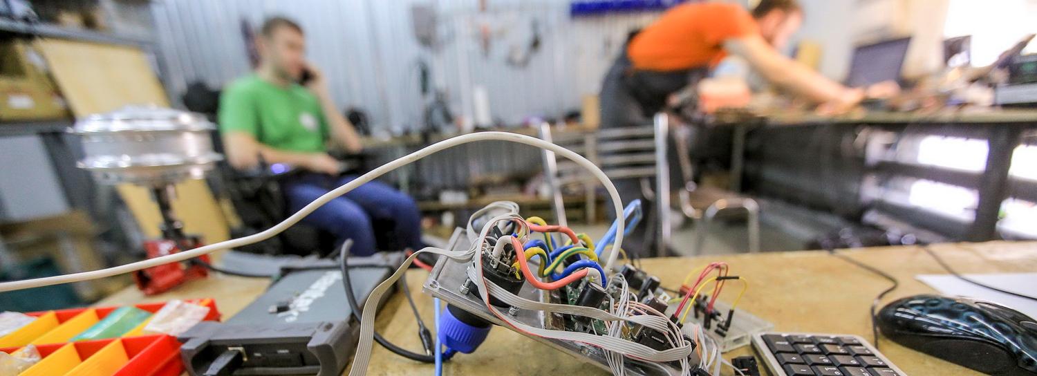 Бизнес-инкубаторы на Есенина и Троллейной ищут новых резидентов