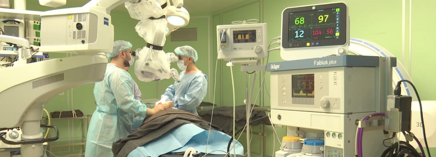 Инновационные методы лечения позвоночника представили в НИИТО