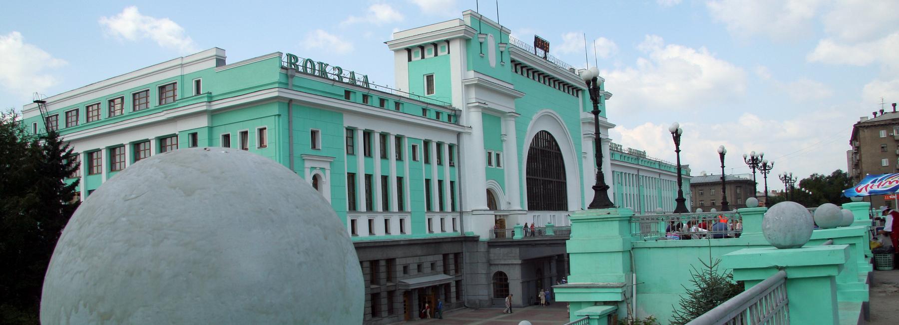 20-минутные аудиоэкскурсии запустили на вокзале Новосибирск-Главный