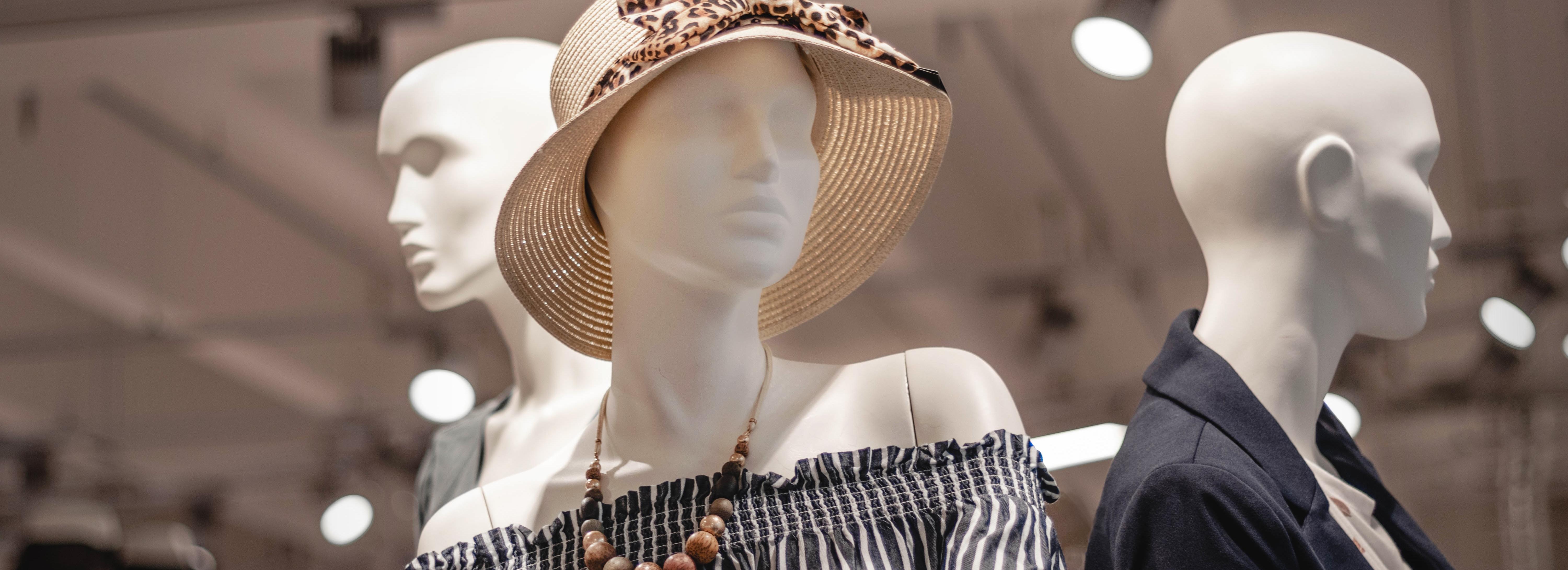 Сотрудников Massimo Dutti уволили: магазин в Новосибирске закрылся