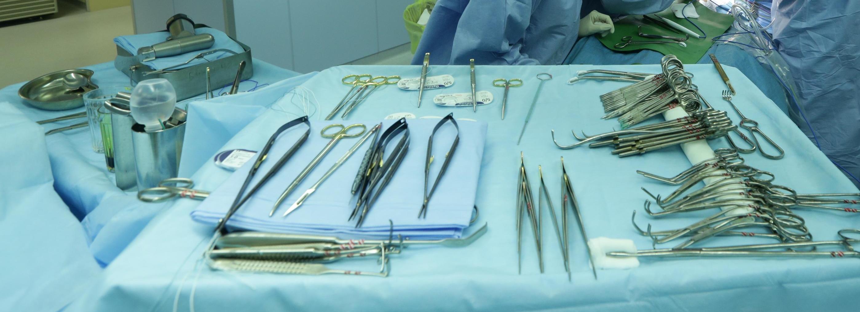 Операцию на мозге провели бодрствующей пациентке в Новосибирске