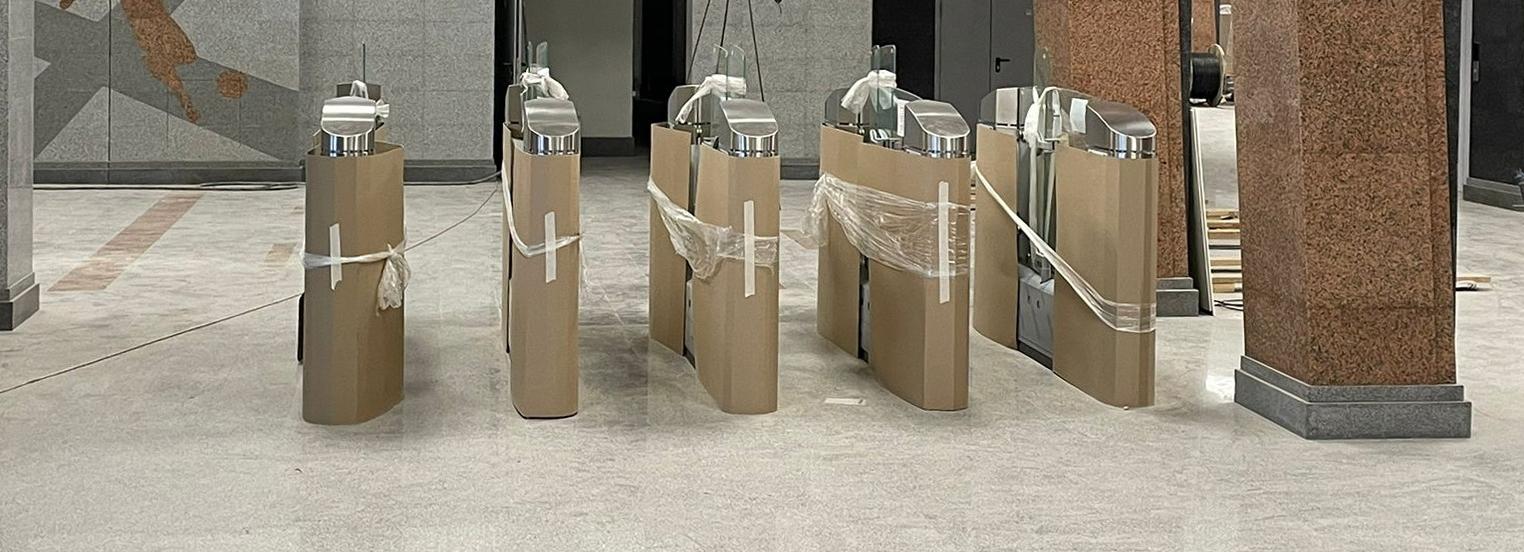 48 турникетов монтируют на станции метро «Спортивная» в Новосибирске