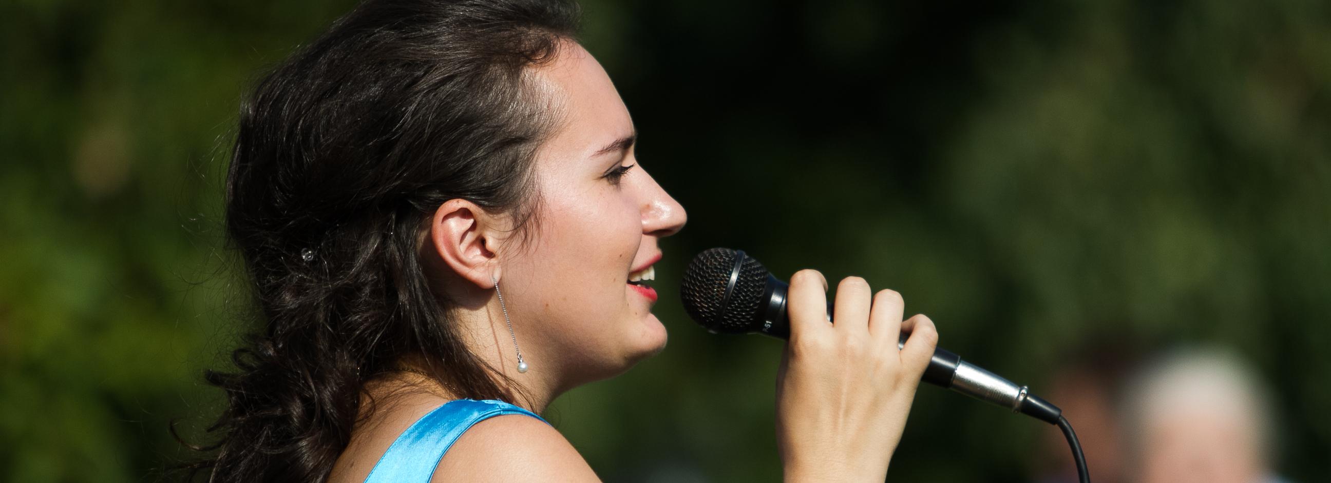 Лучший студенческий голос страны выберут на Универвидении в Новосибирске