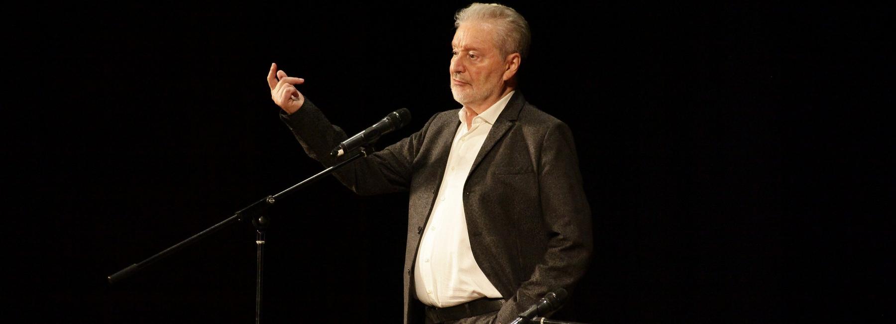 Легенда Таганки: 80-летний Вениамин Смехов выступил в Новосибирске