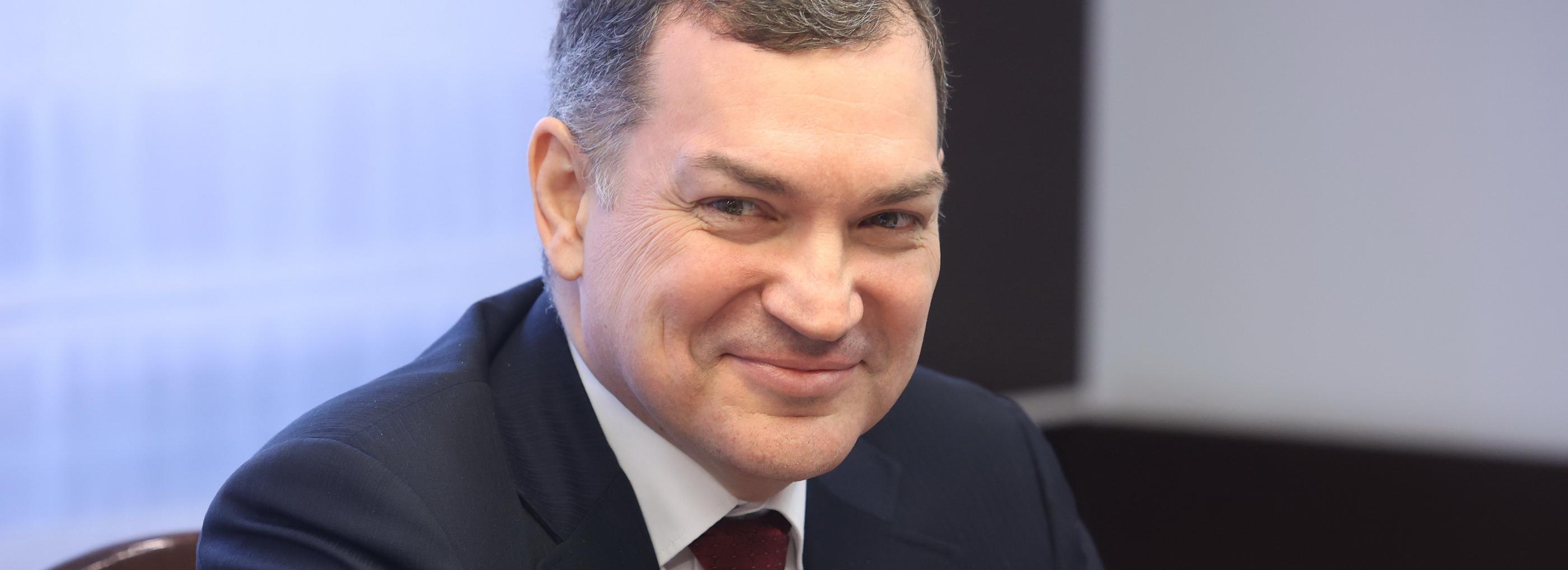 С Днём медицинского работника поздравляет мэр Кудрявцев