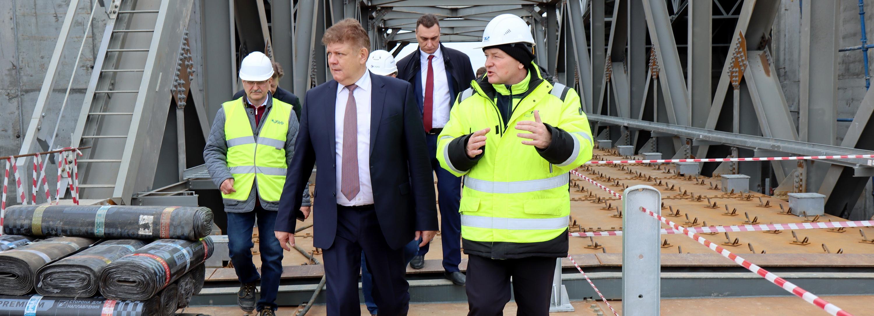 «Необходимо сохранять темпы»: полпред Серышев осмотрел стройку СКИФа