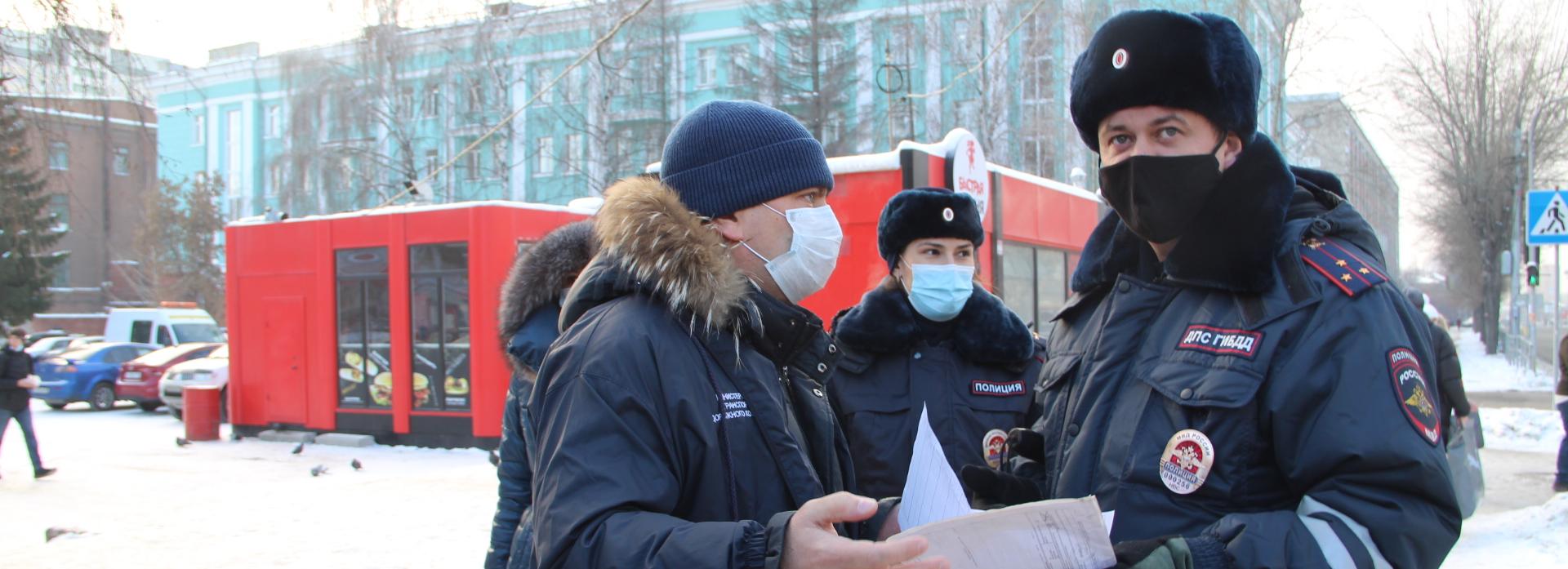 Два автобуса сняли с рейсов в Новосибирске из-за ковид-диссидентов