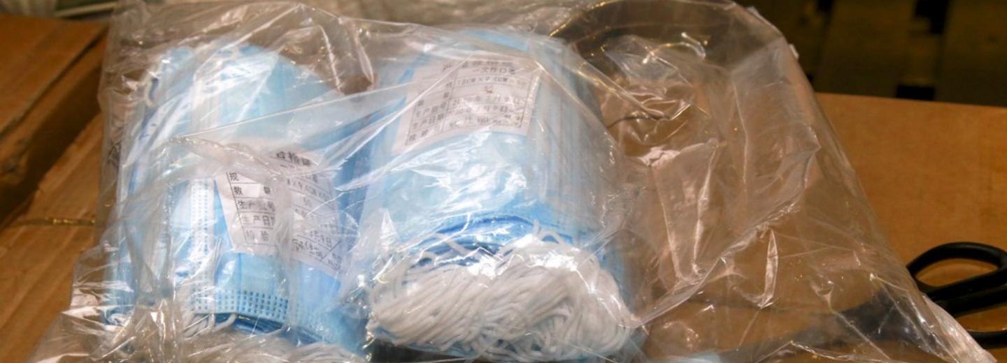 Новосибирцев без масок не обслуживают в гипермаркетах