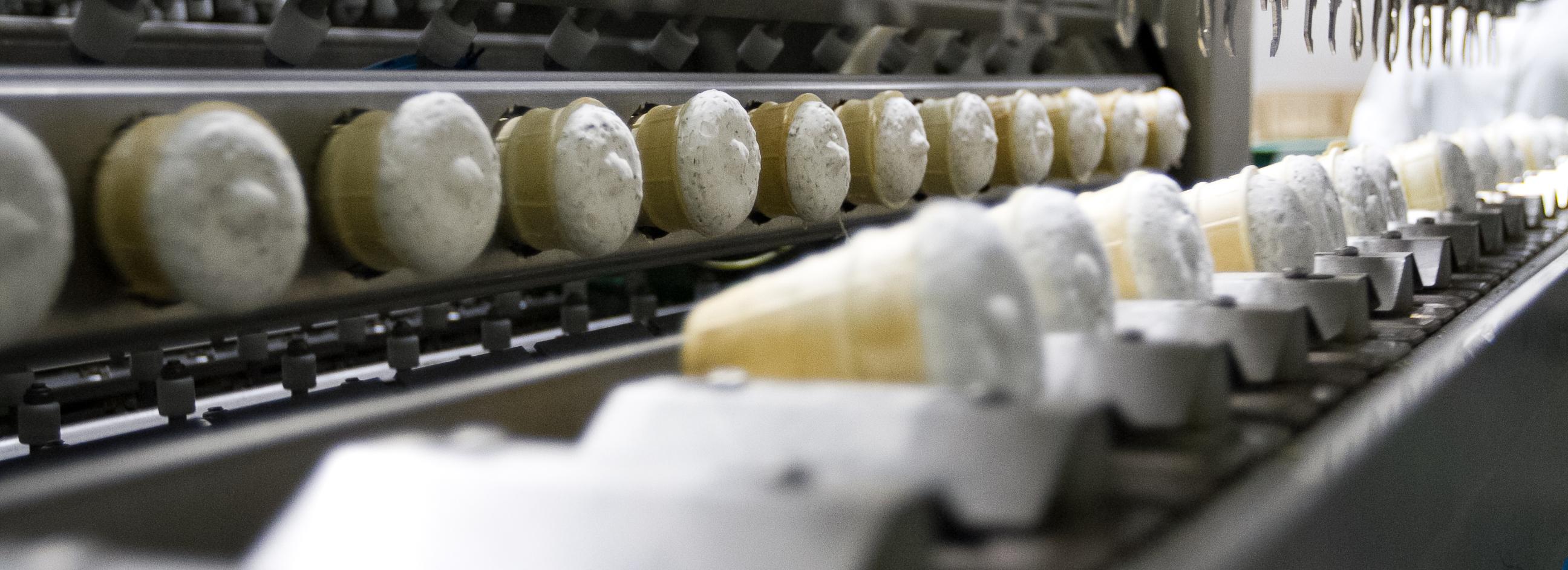 Первую партию новосибирского мороженого отправили в Азербайджан