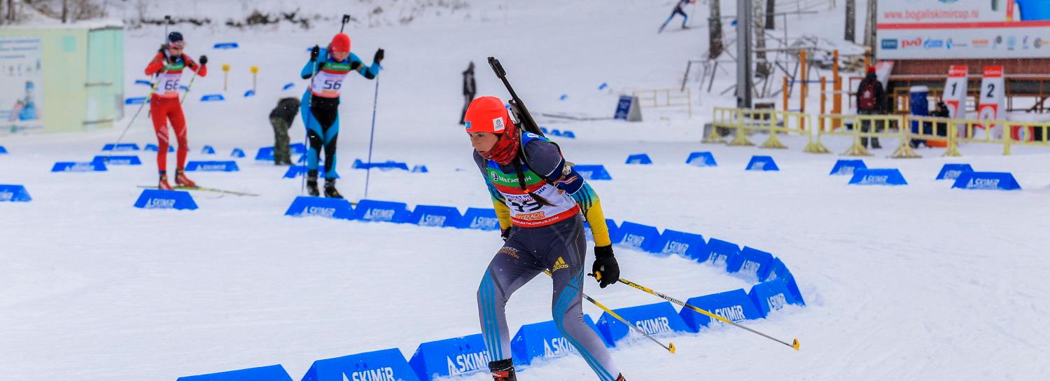 Золото на Кубке мира взяла новосибирская биатлонистка Евгения Павлова