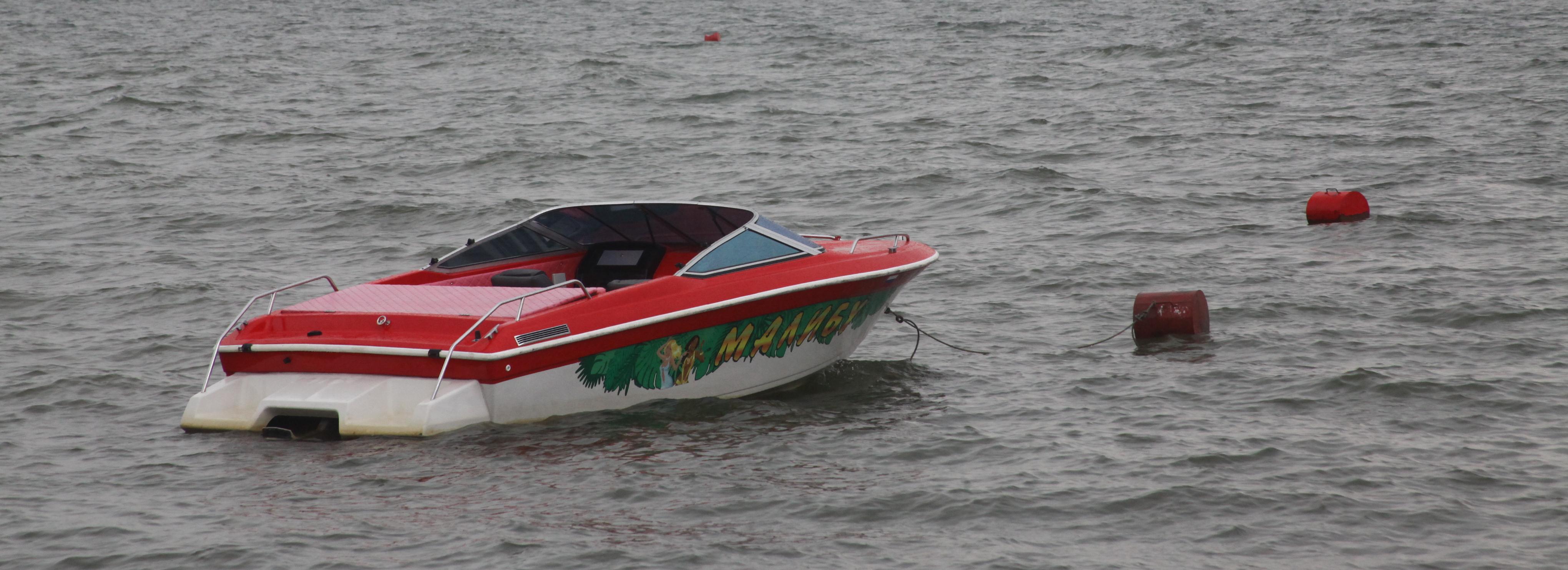 Жителей Новосибирска просят не переходить ручьи вброд без шеста