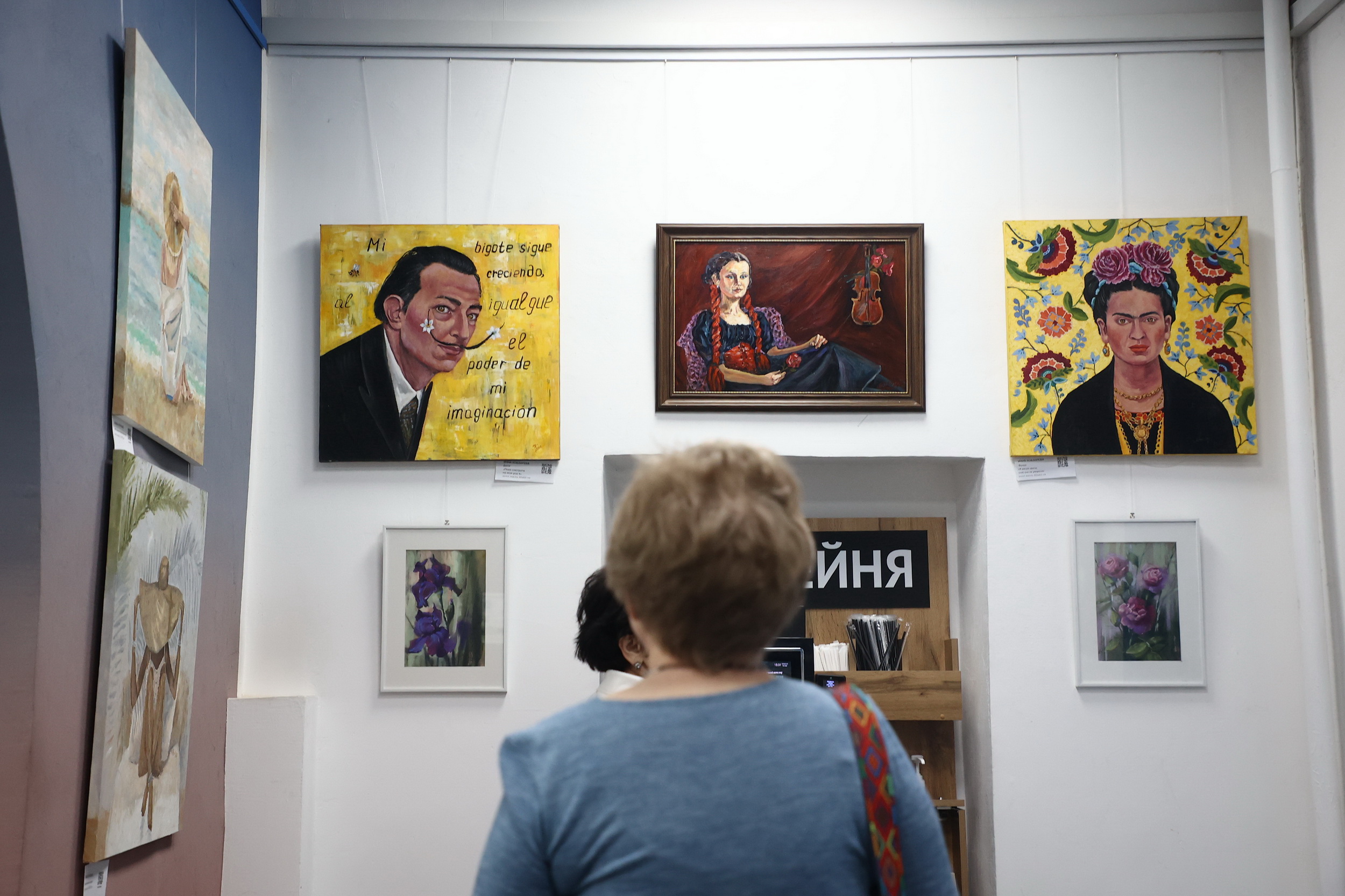 Мимолётность красоты показывает выставка «Мир глазами женщины»