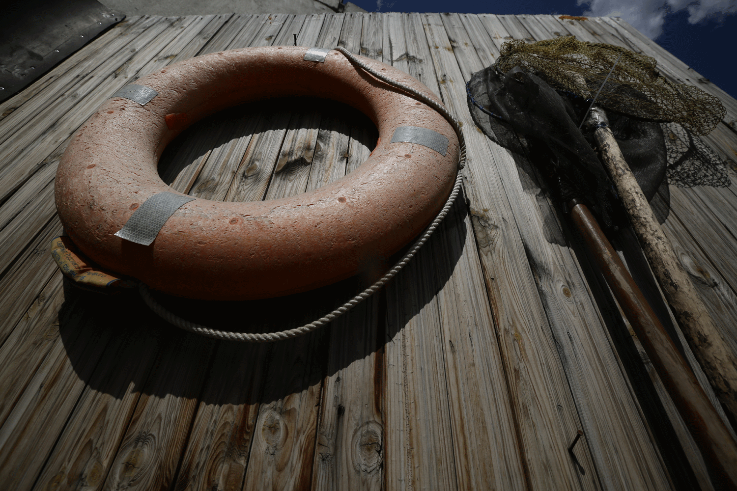 Главу новосибирского НИИ обвинили в незаконной рыбалке и получении взятки