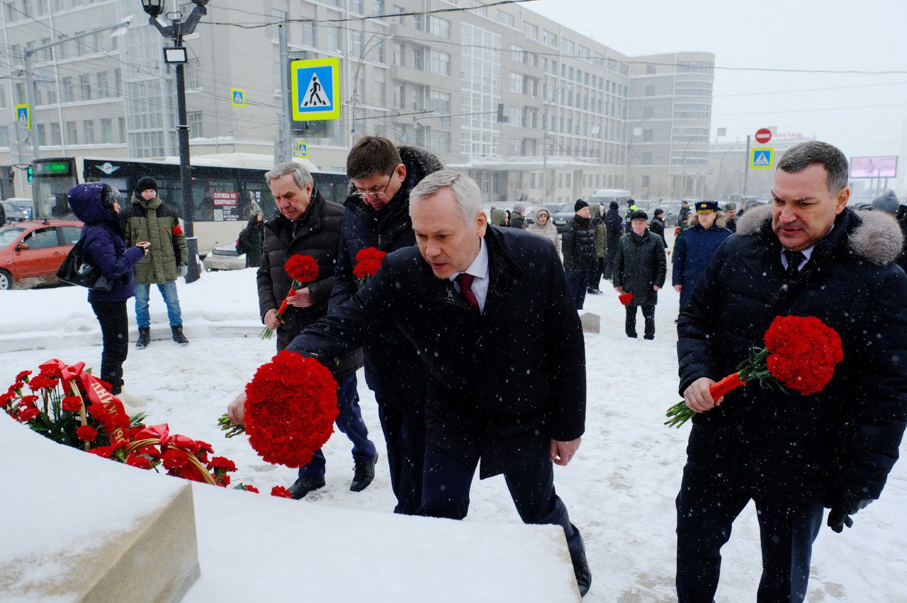 День рождения лётчика-аса Покрышкина отметили в Новосибирске