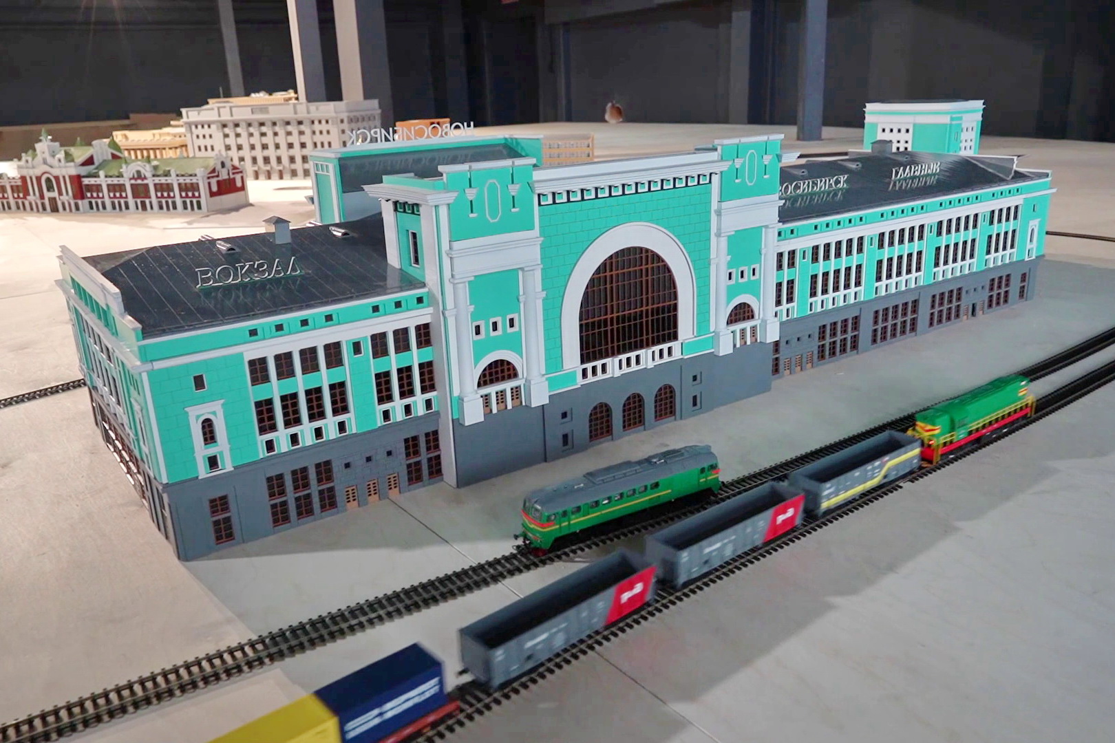 Культурный Новосибирск: мегаполис в миниатюре и 100-летие Зацепина