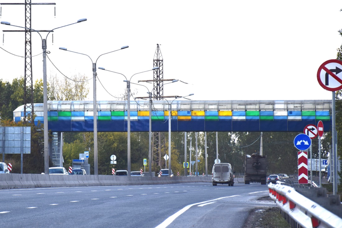 Лифты восстановили на пешеходном мосту под Бердском