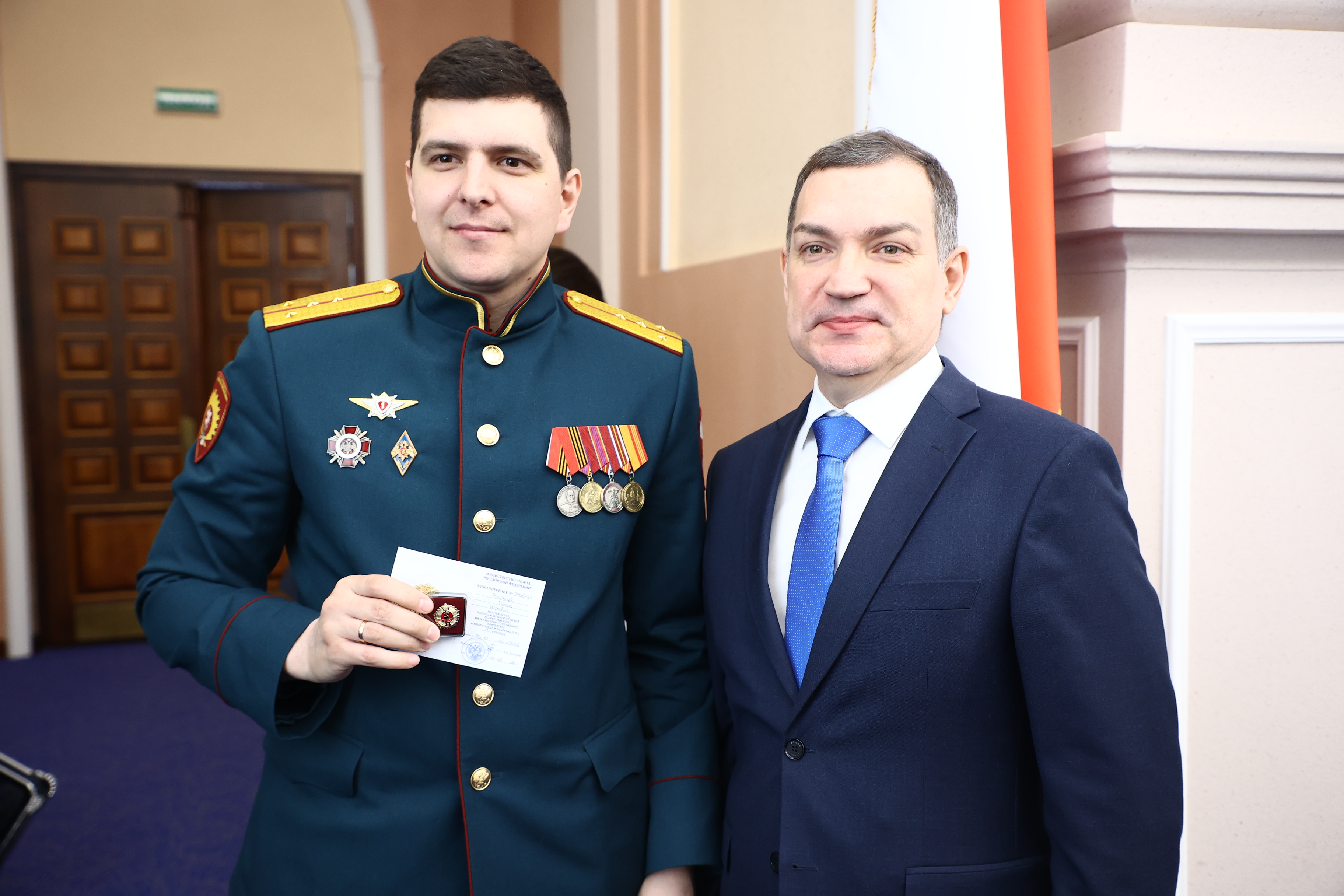 Ещё 130 новосибирцев получили золотые знаки отличия ГТО