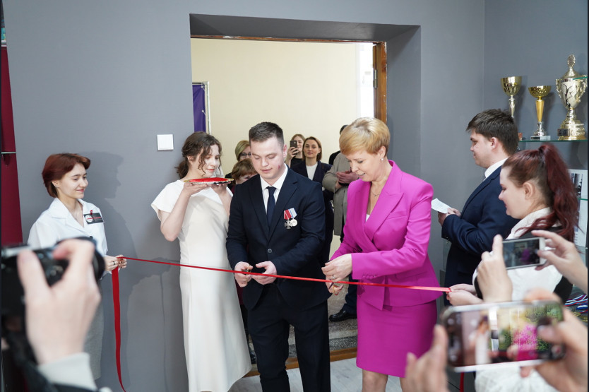 «Герой НовоСибири» принял участие в открытии патриотического музея