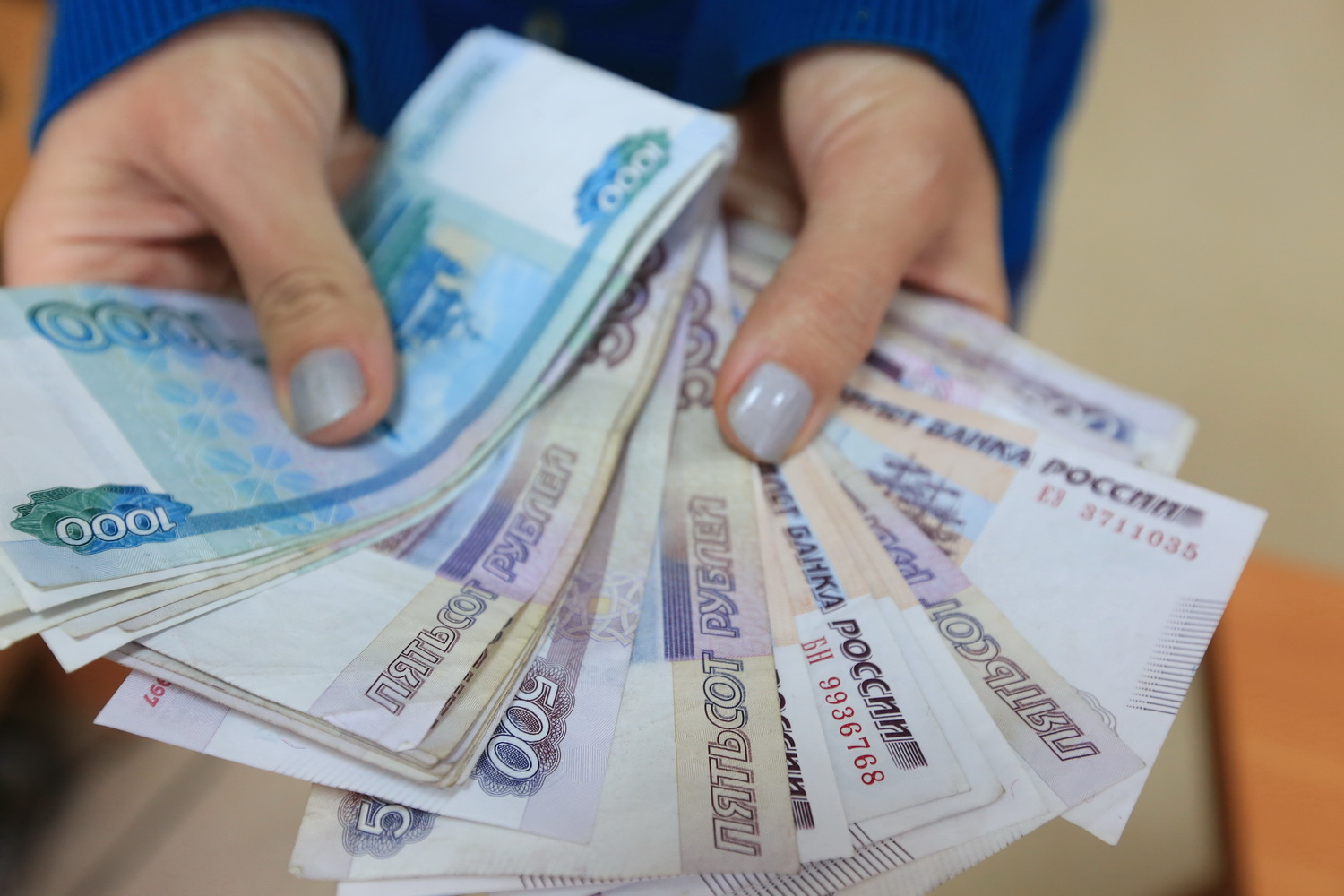 Первые выплаты по больничным самозанятые новосибирцы получат в августе 