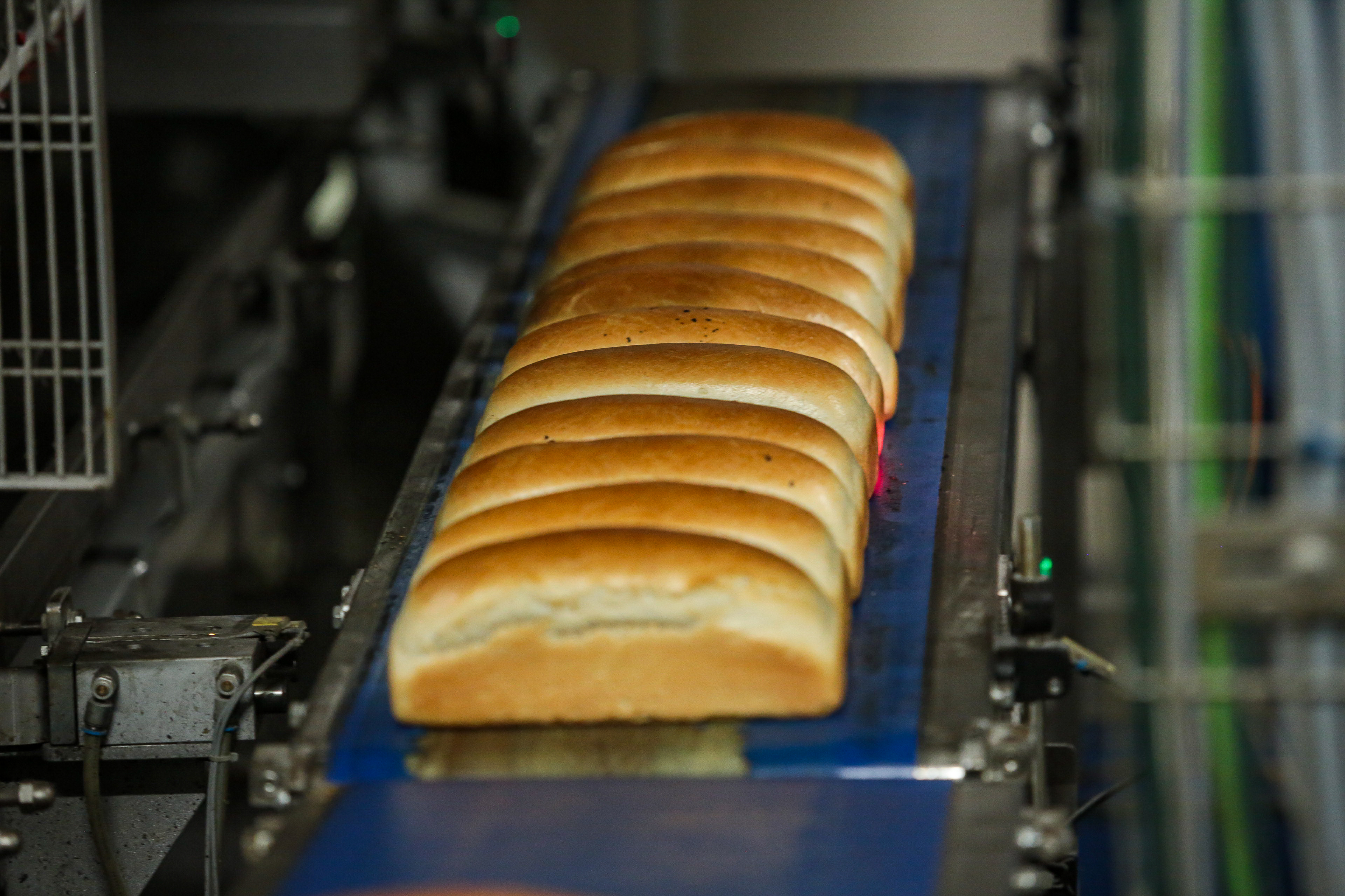 Новосибирцам рассказали, как изменится цена на хлеб из-за нового ГОСТа