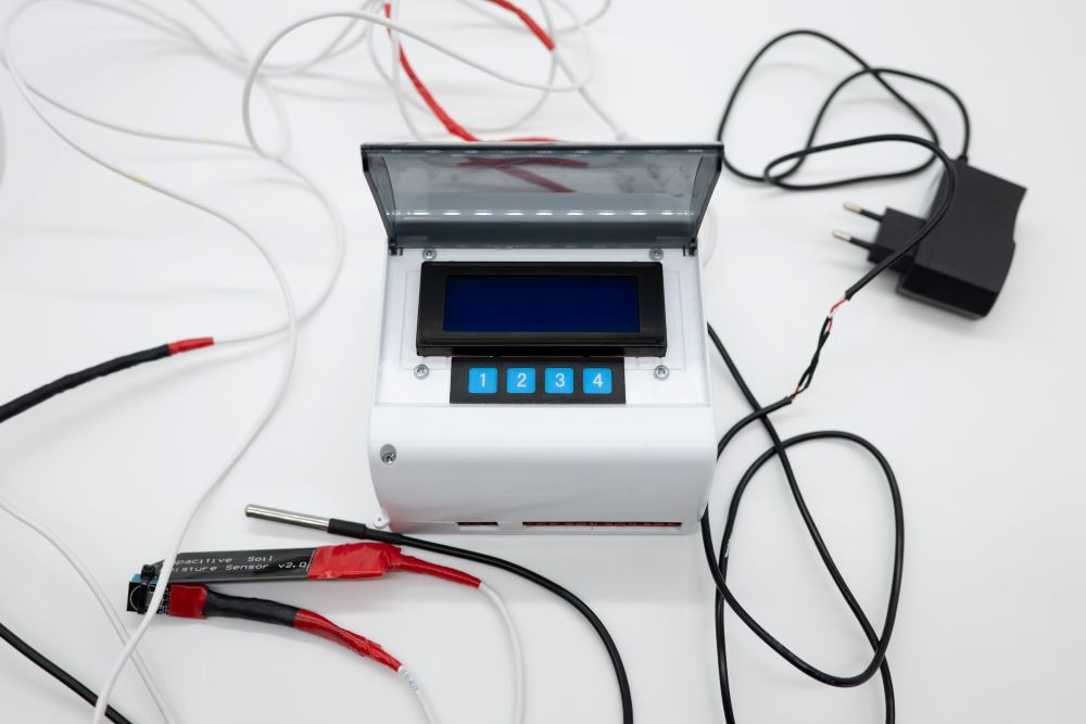 Домашнюю систему ухода за растениями создают новосибирские студенты