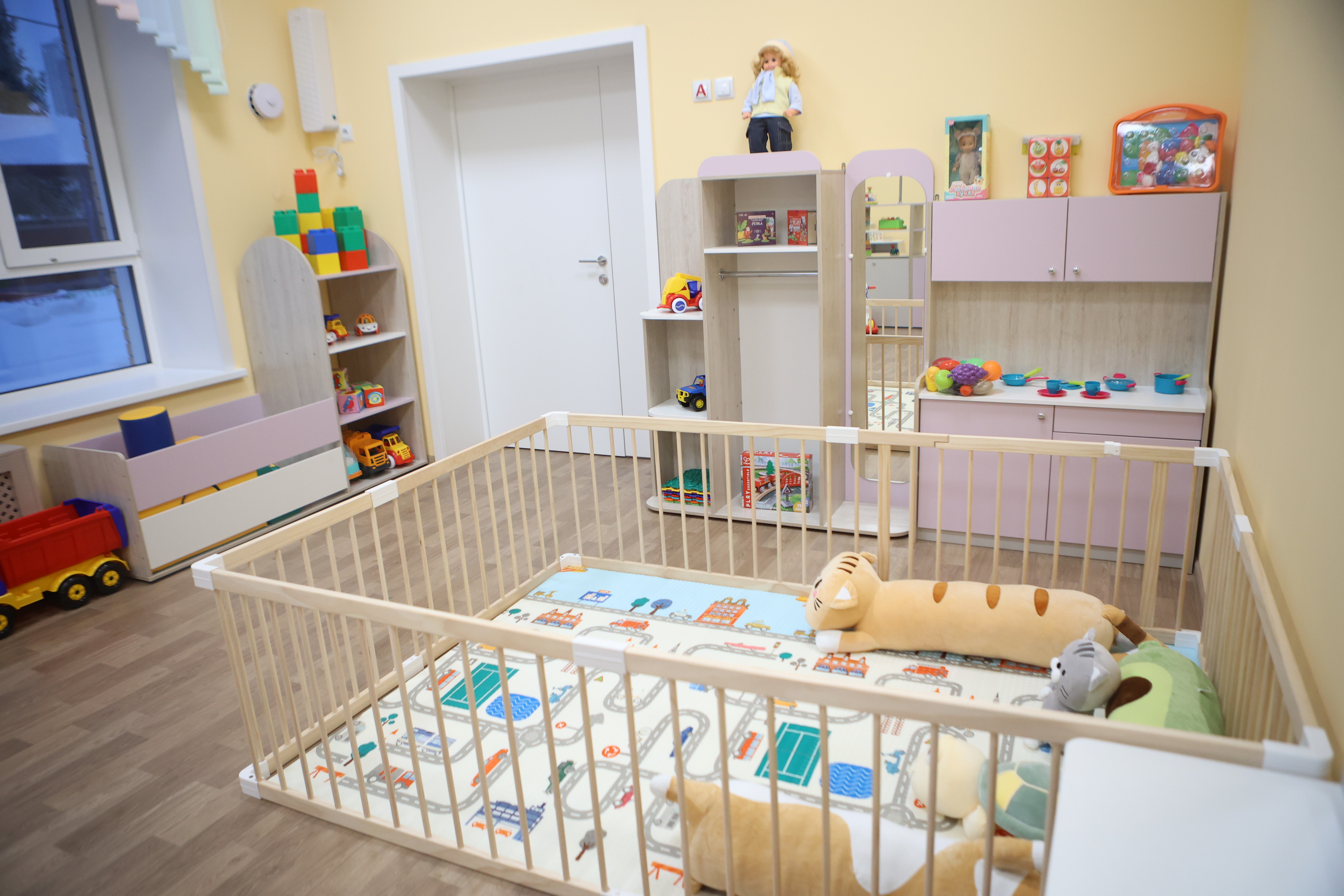 Работу яслей могут продлить до 8 вечера — готов ли к этому Новосибирск