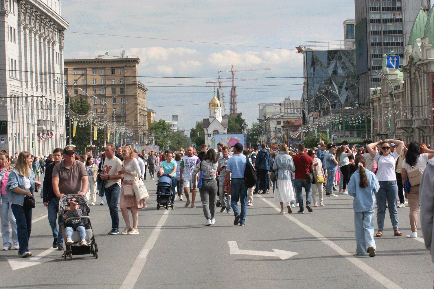 Стало известно, какие улицы Новосибирска перекроют в День города