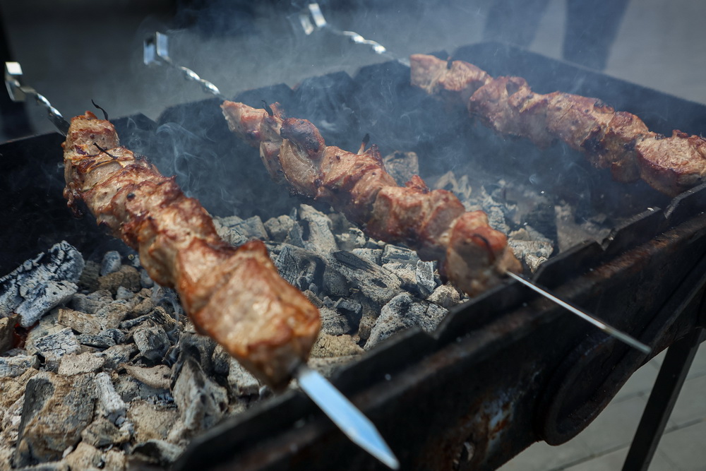 Как приготовить идеальный шашлык — видеорецепт
