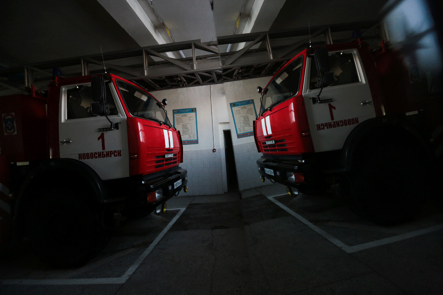 Пять автомобилей пострадали от огня за неделю в Новосибирске