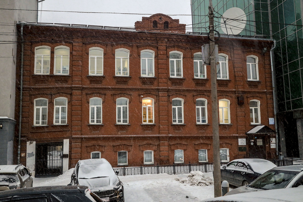 Окутанный легендами дом-памятник на Чаплыгина продали инвестору