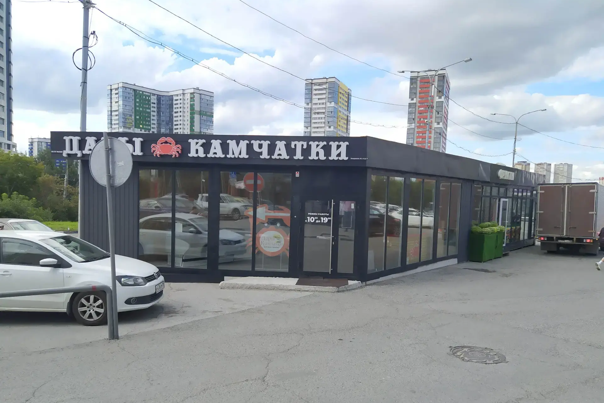 Больше сотни нелегальных построек демонтировали в Новосибирске