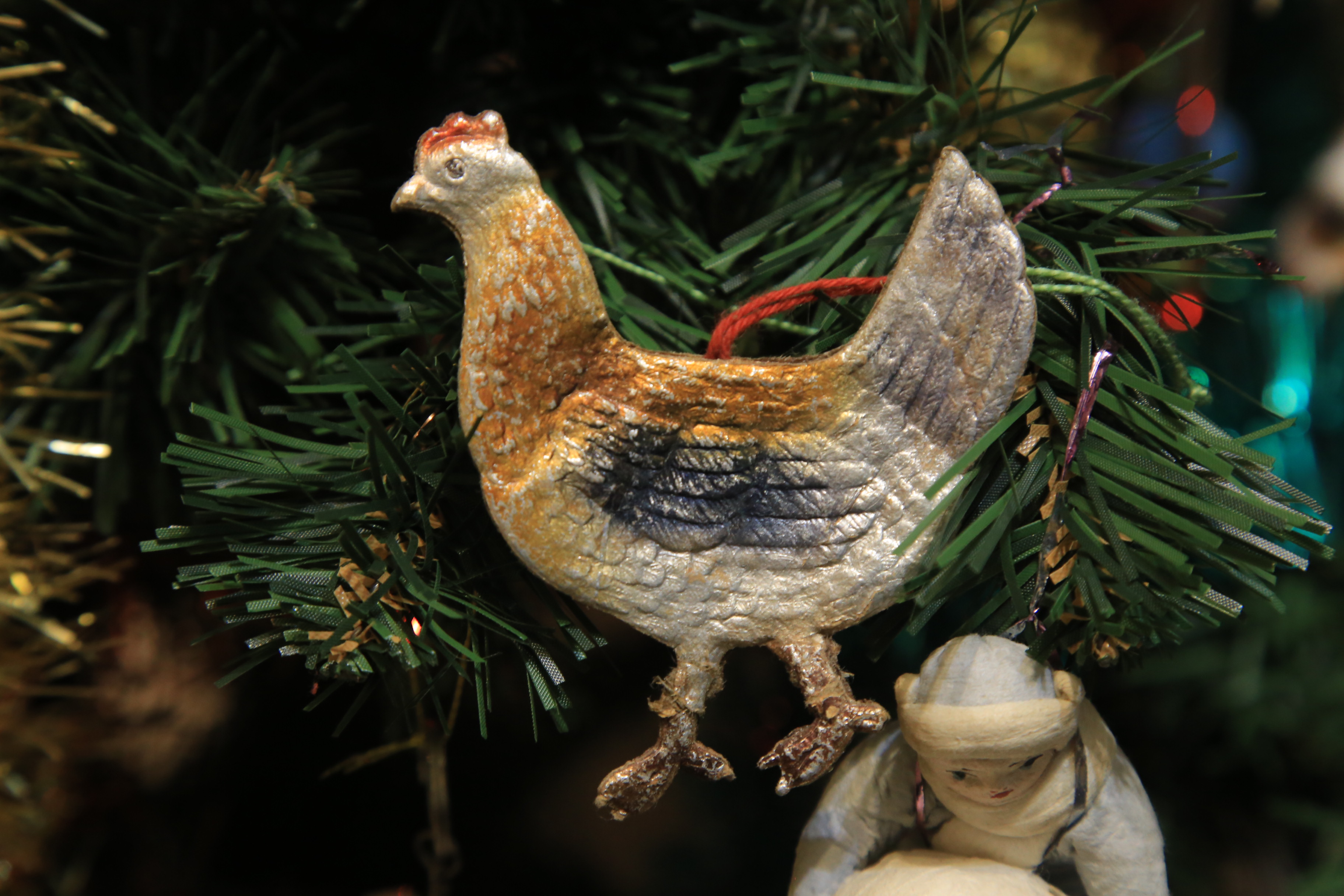 Чем украшали новогодние ёлки в дореволюционном Ново-Николаевске