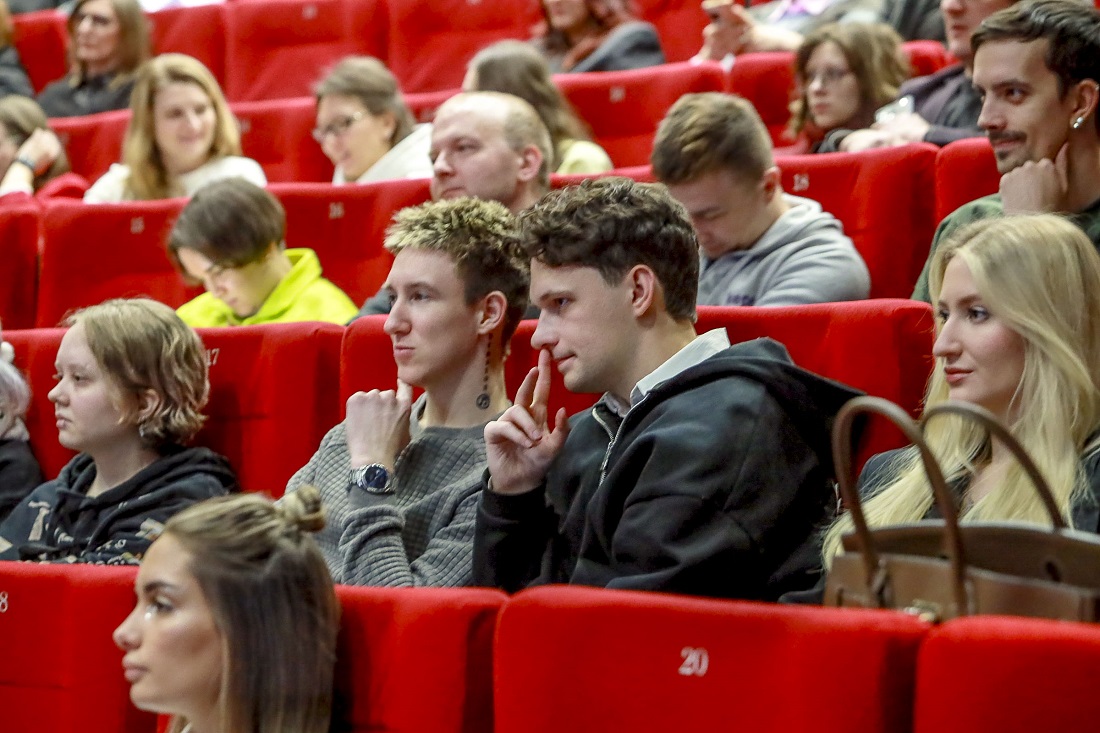 Афиша Новосибирска: куда сходить в понедельник, 15 декабря