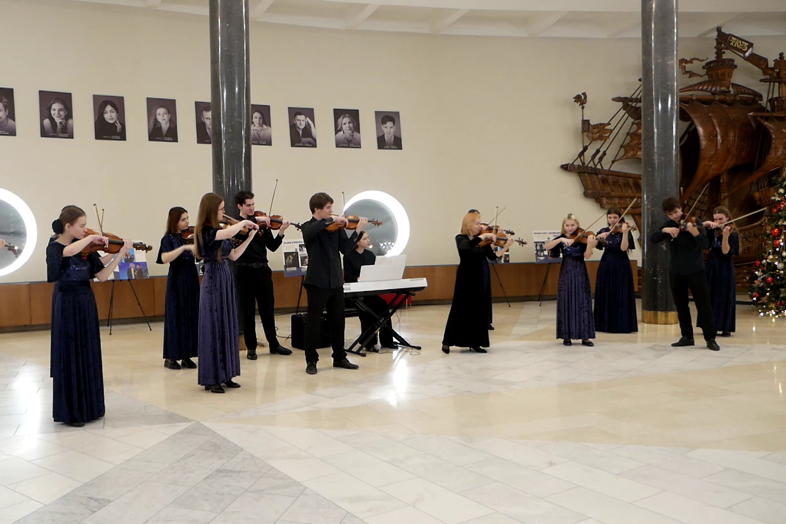 Театральную часть Рождественского фестиваля закрыли «Повестью о Сонечке»