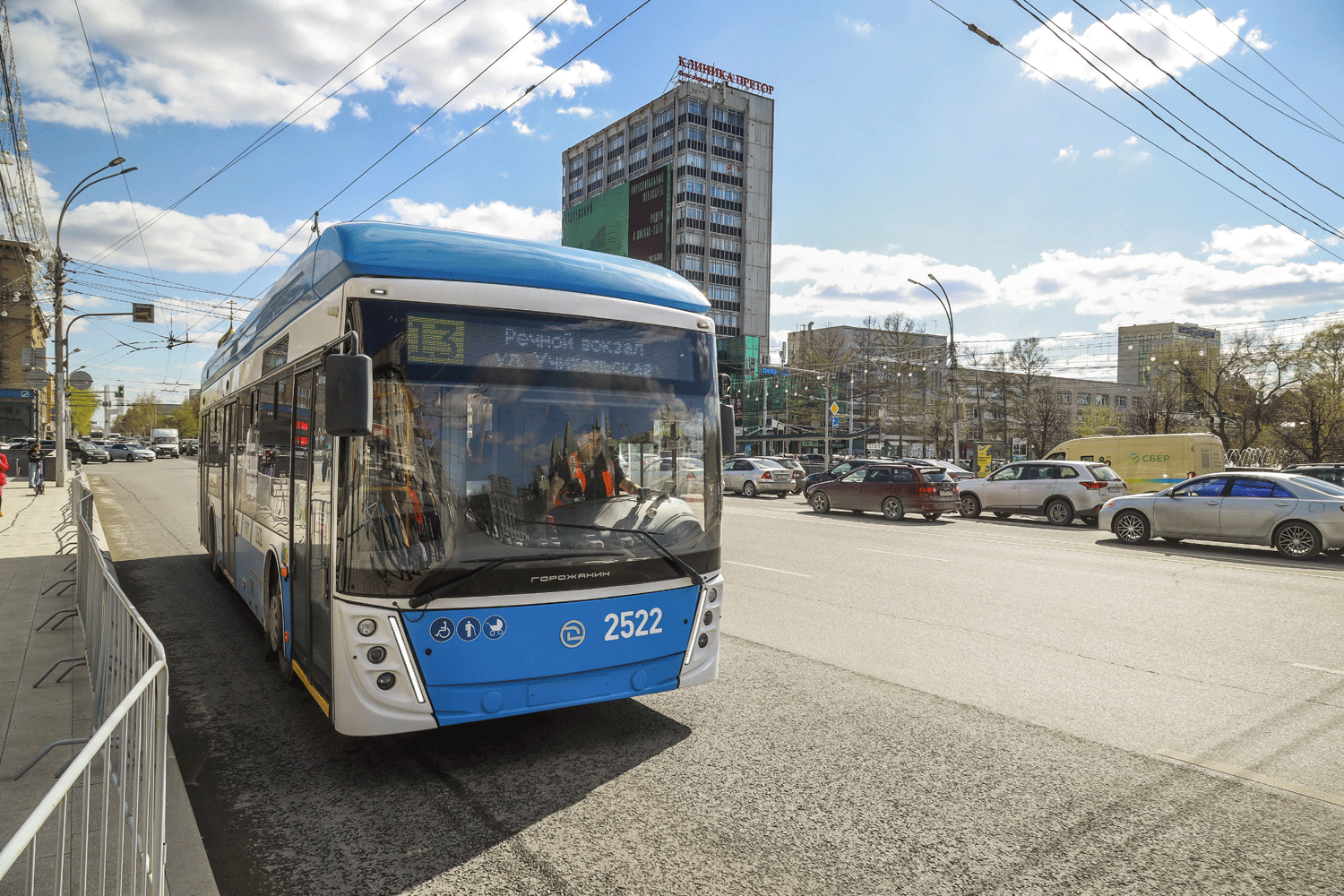 Мэр Кудрявцев поручил отмыть общественный транспорт Новосибирска