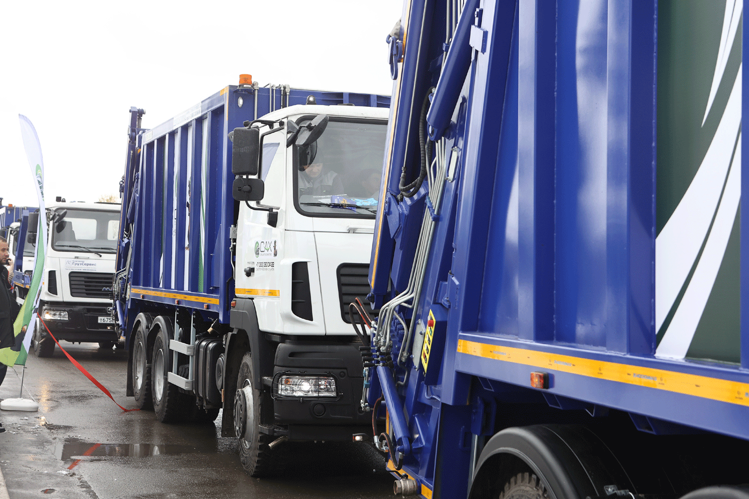 Новосибирцам дадут потрогать грузовик возле «Ауры» и «Меги»