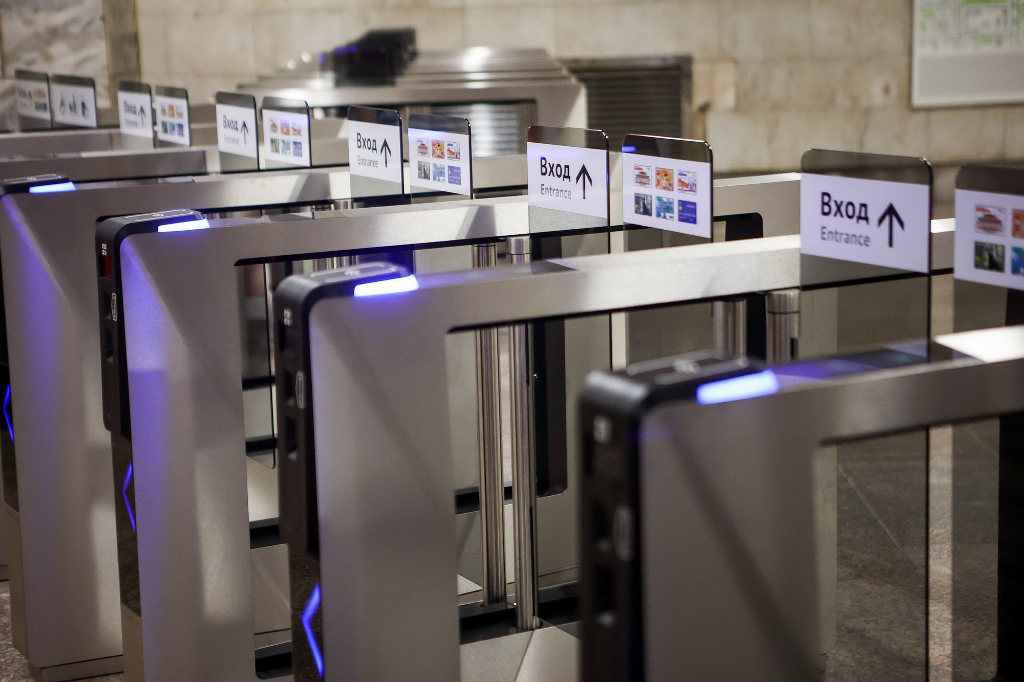 Турникеты заменят на станции «Октябрьская» в Новосибирске