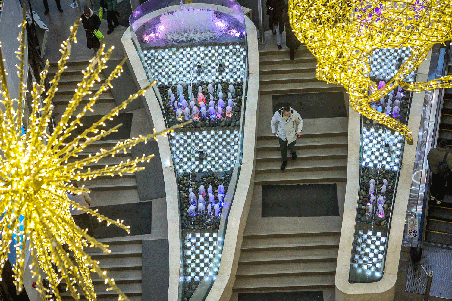 В новосибирских ТРЦ установят камеры для передачи видео в полицию
