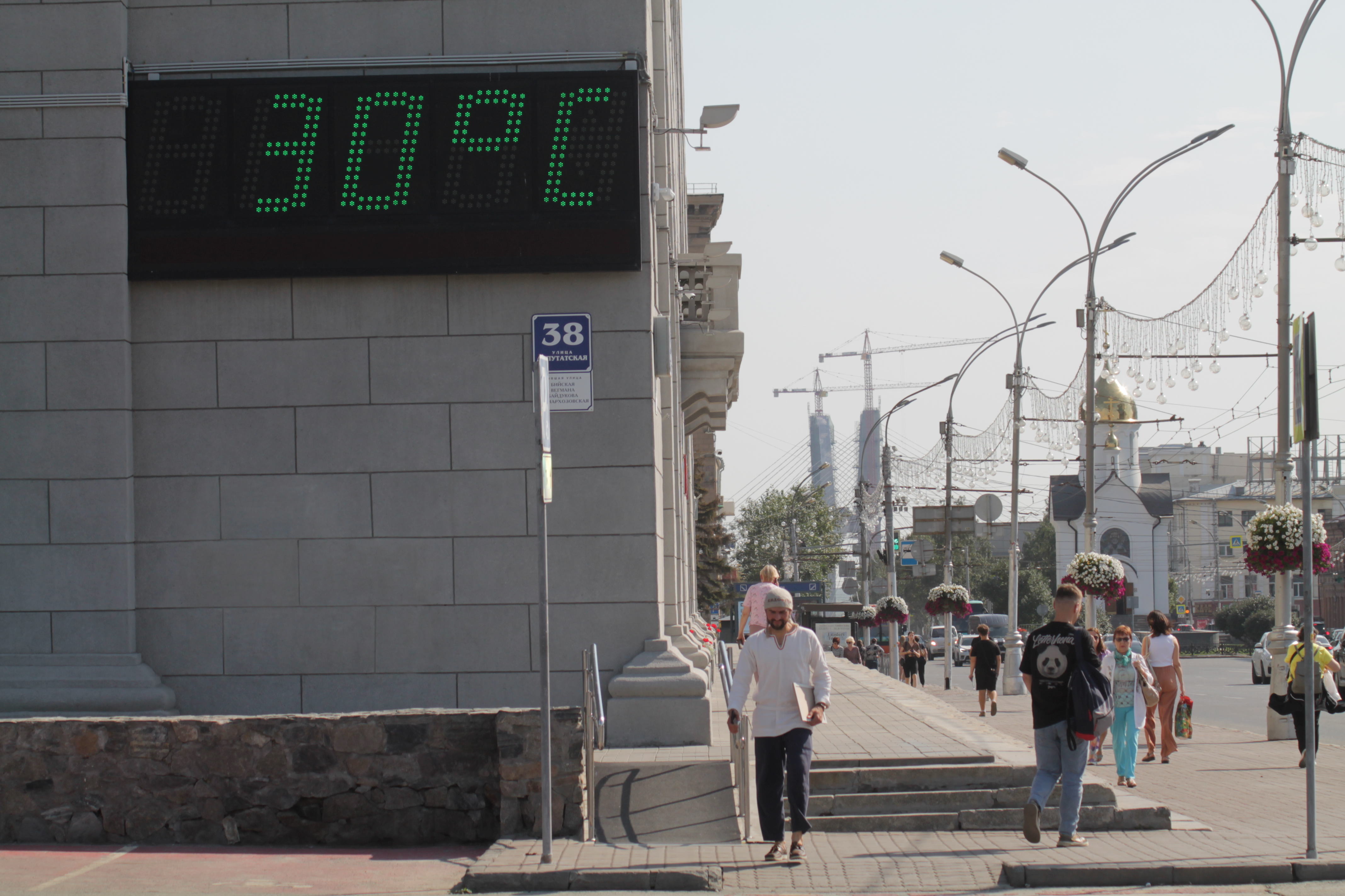Без погодных сюрпризов и жары: уточнённый прогноз на лето дали синоптики