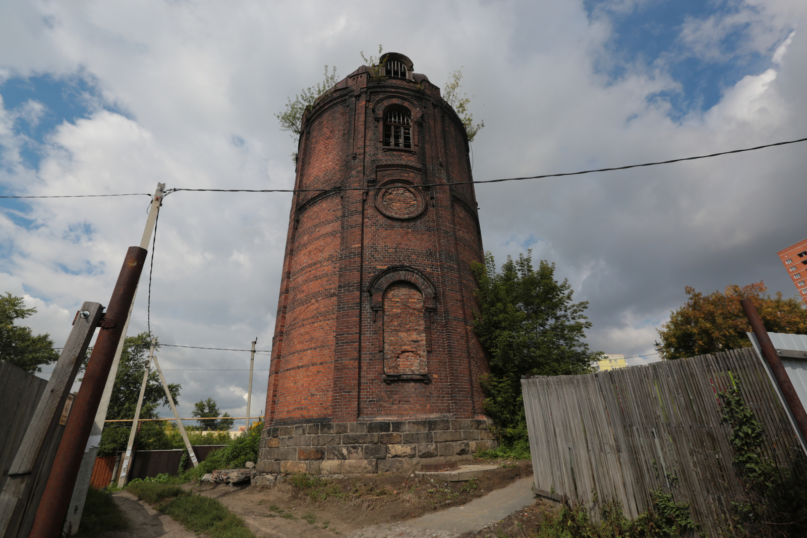 Новосибирскую водонапорную башню внесли в базу платформы Наследие.ДОМ.РФ