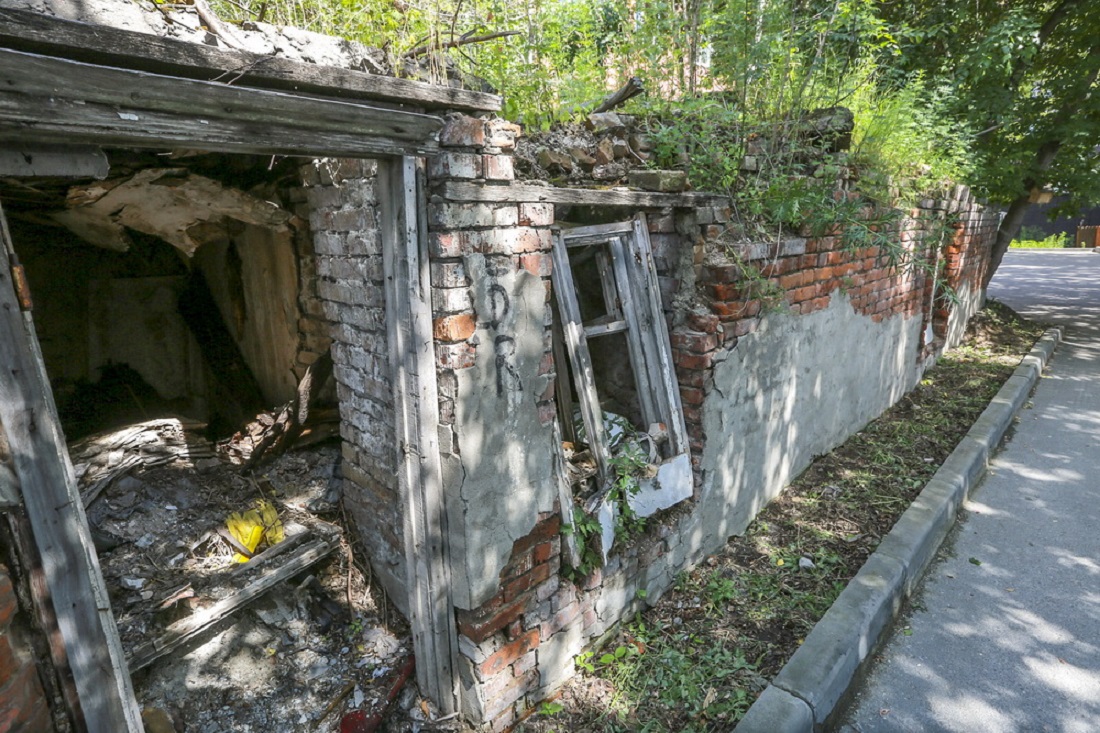 За рубль можно купить сгоревший особняк купца Туркина в Новосибирске