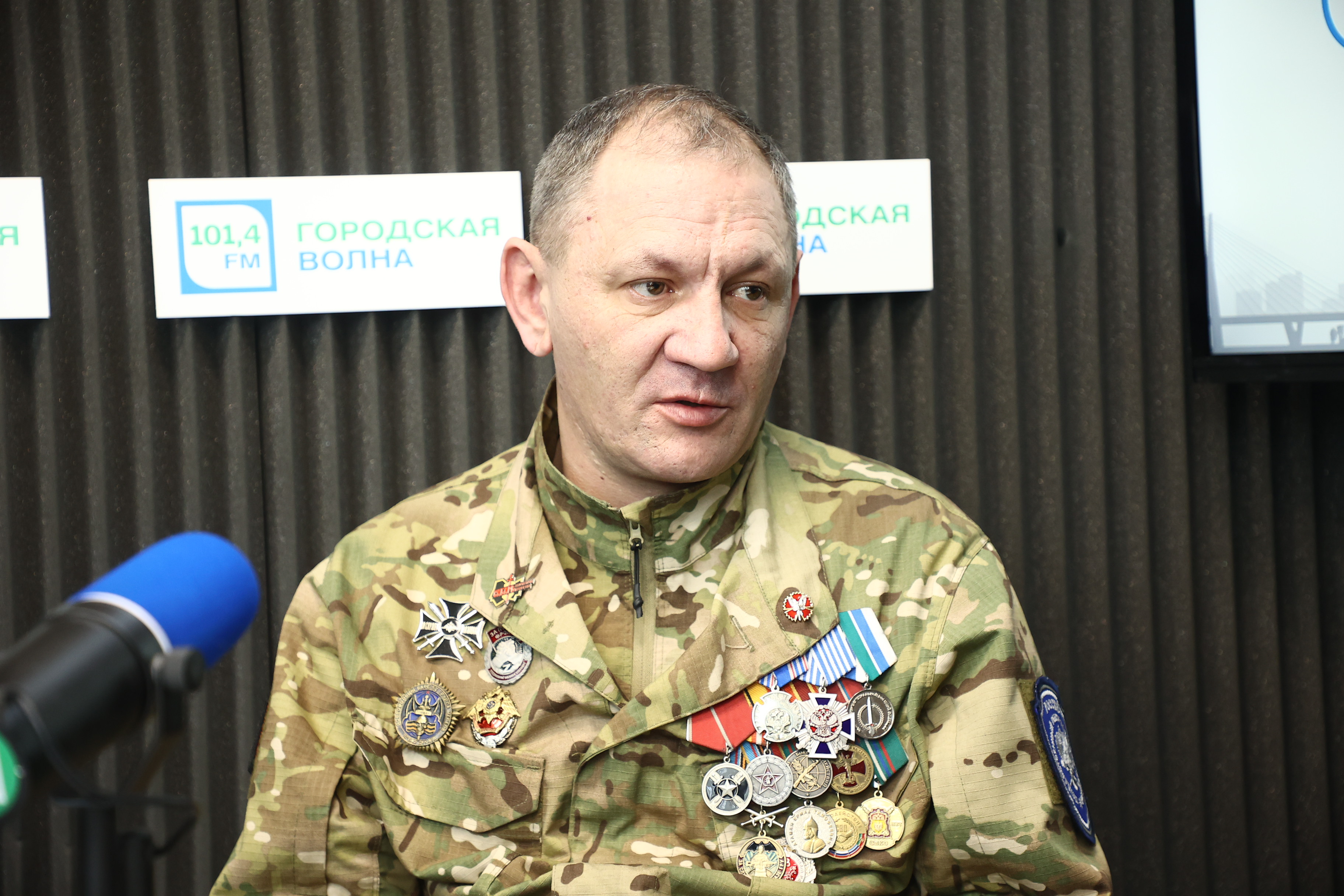 Вячеслав Трифонов: здоровому мужику с боевым опытом сидеть дома не с руки