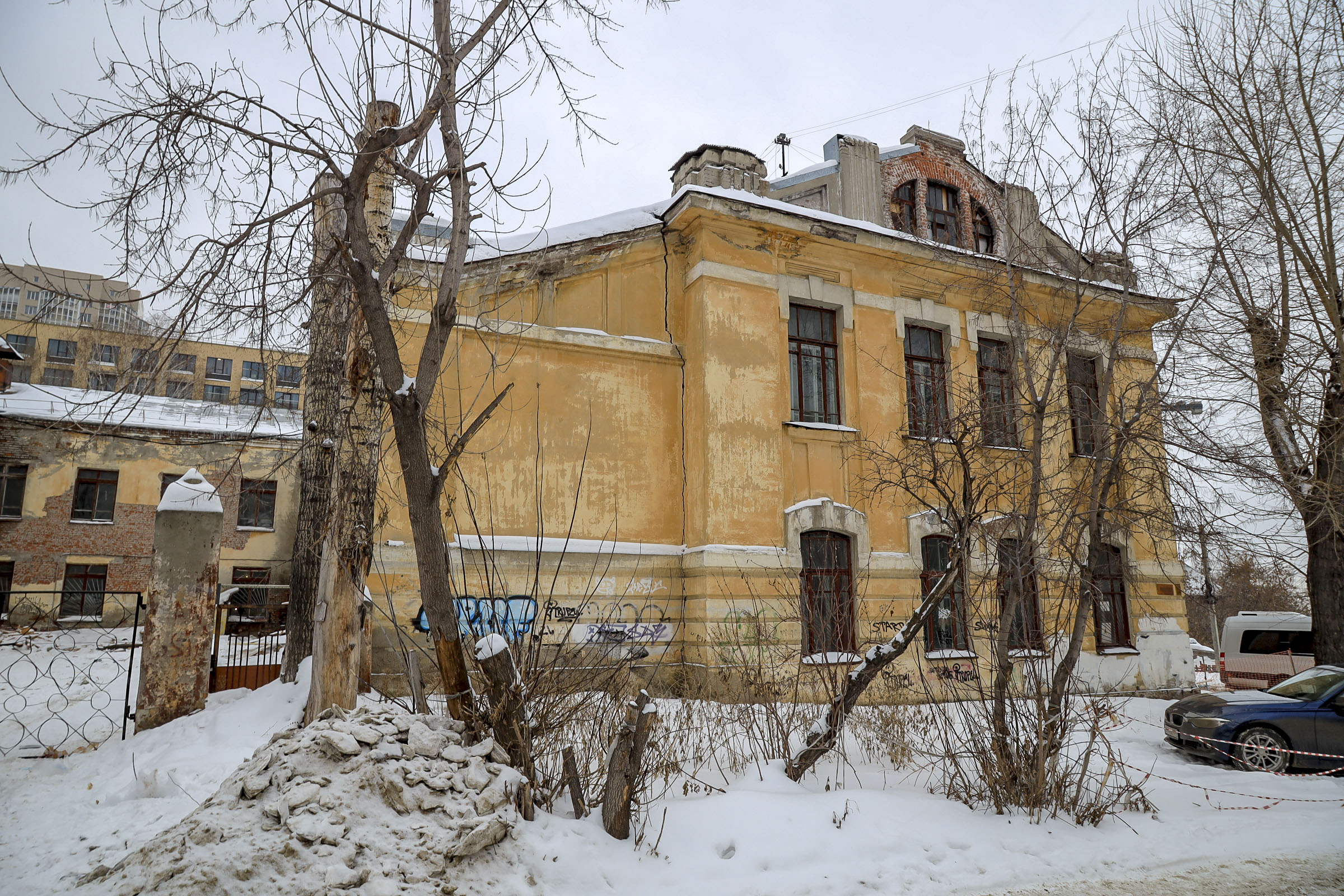 18 участков выкупят под новую школу в Октябрьском районе Новосибирска