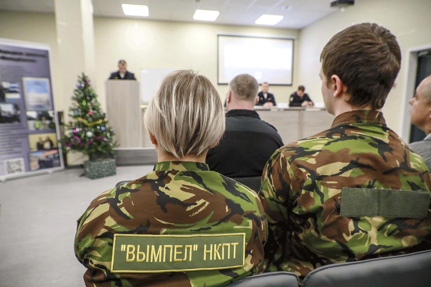 Дружинники дежурили у храма и патрулировали берег Ини в Новосибирске