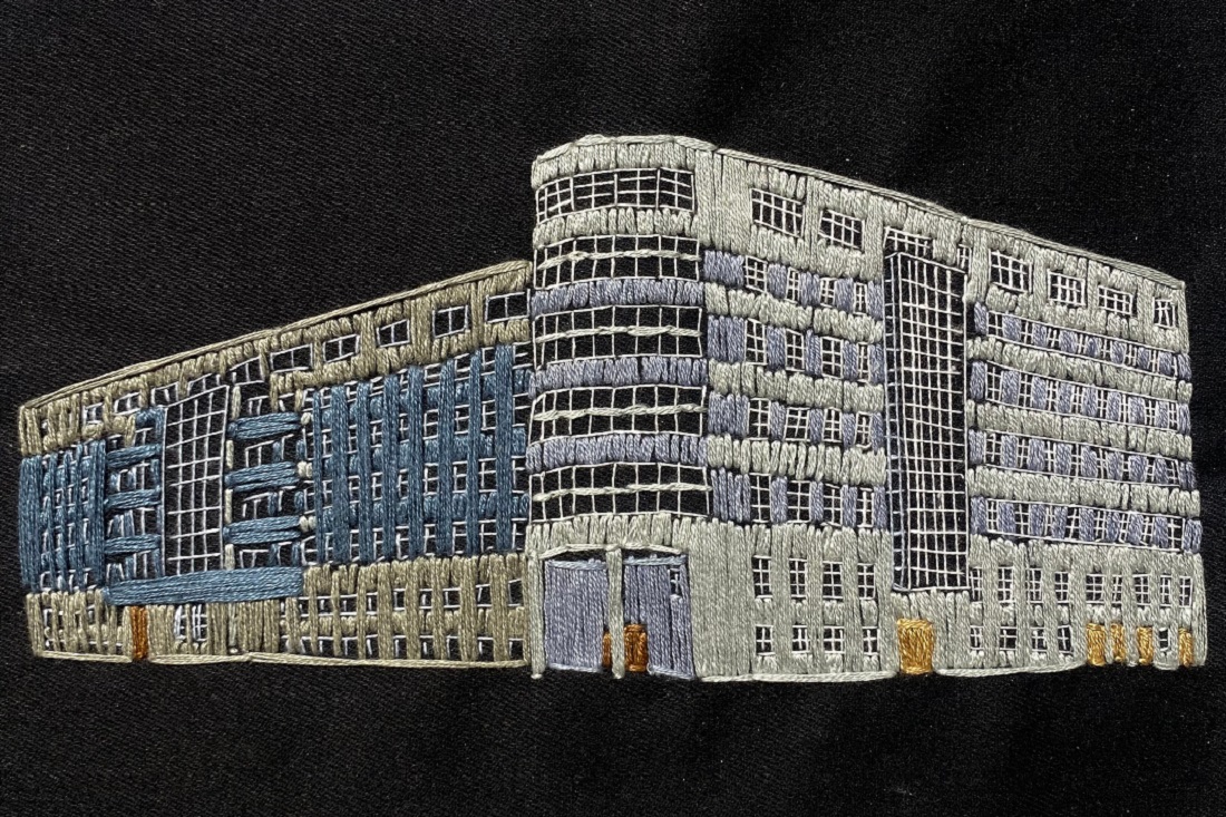 Если вы пропустили: грелки в парке, прощание с ЦУМом и вышитый Новосибирск