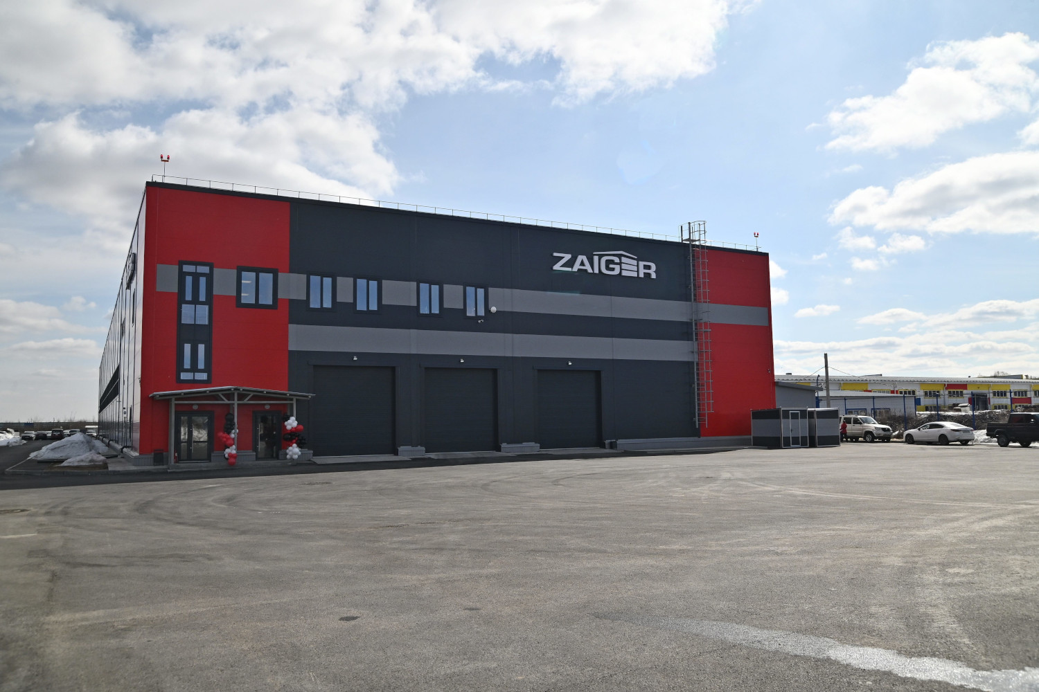 Завод сэндвич-панелей заработал в ПЛП под Новосибирском