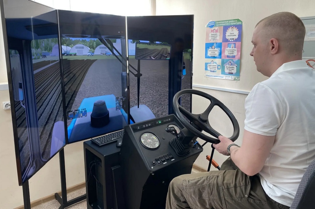 Участников СВО начали учить на трактористов в Новосибирске