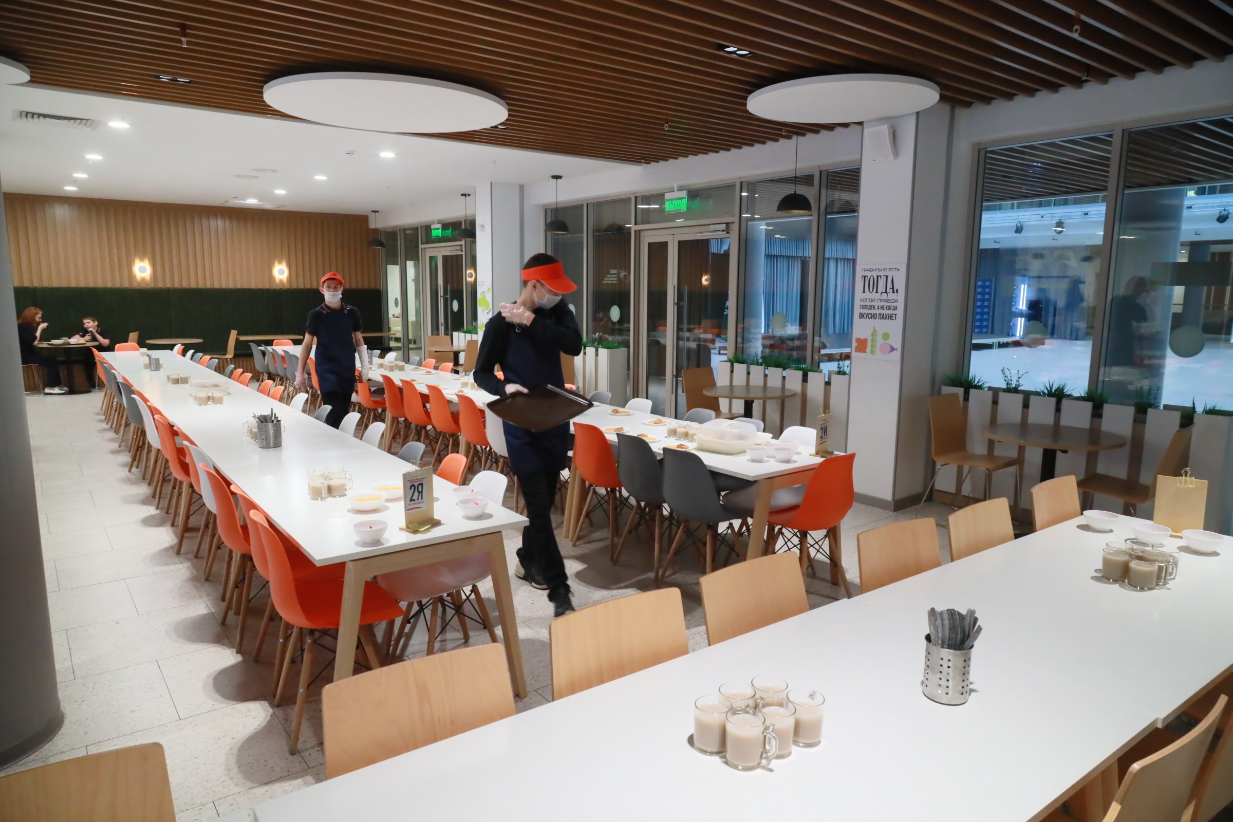 Больше довольных школьным питанием стало в Новосибирской области