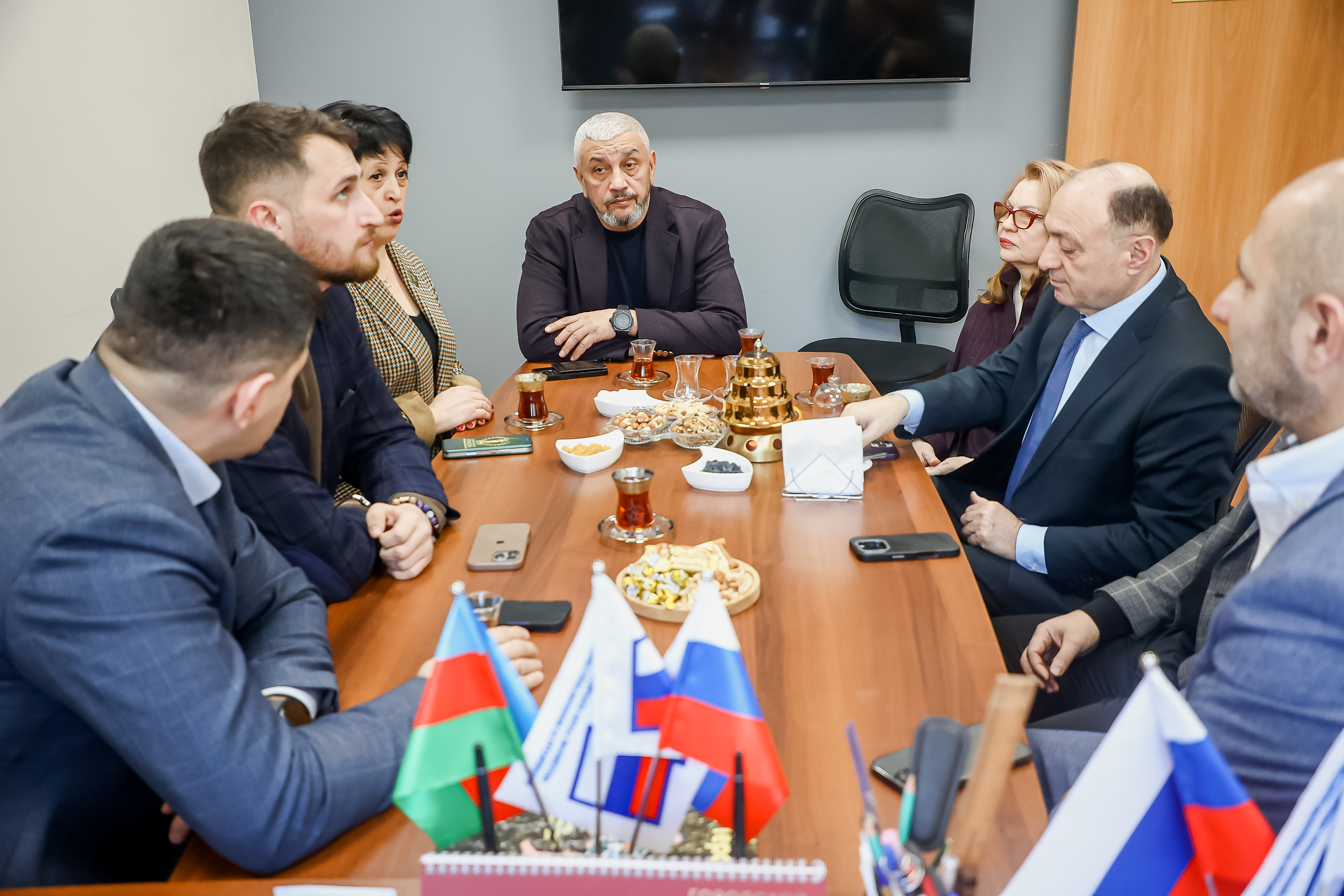 «Уважение — основа дружбы народов» — глава азербайджанской автономии